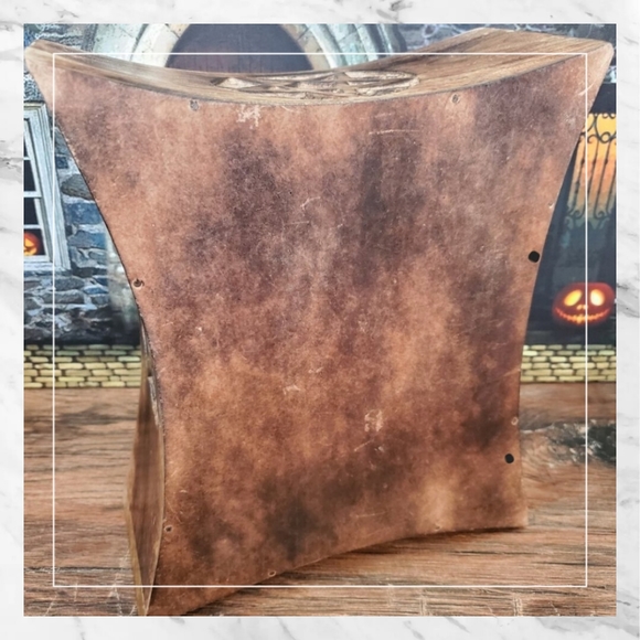 Pentacle Wooden Chest - Picture 4 of 6